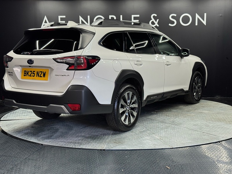 Subaru 2.5i Touring Estate 5dr Petrol Lineartronic 4WD Euro 6 (s/s) (169 ps)