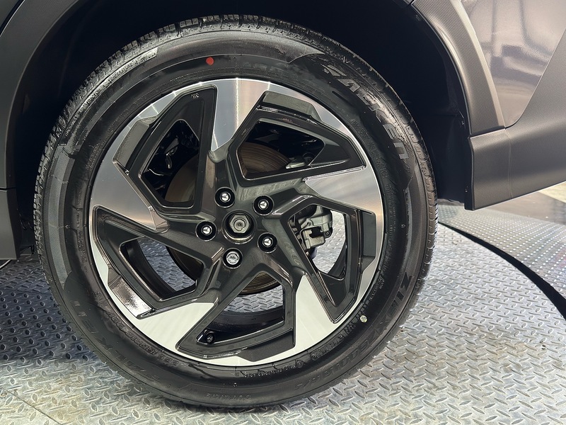 Subaru 2.0 i e-Boxer Touring SUV 5dr Petrol Hybrid Lineartronic 4WD Euro 6 (s/s) (136 ps)