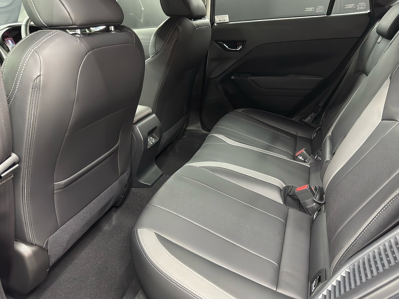 Subaru 2.0 i e-Boxer Touring SUV 5dr Petrol Hybrid Lineartronic 4WD Euro 6 (s/s) (136 ps)