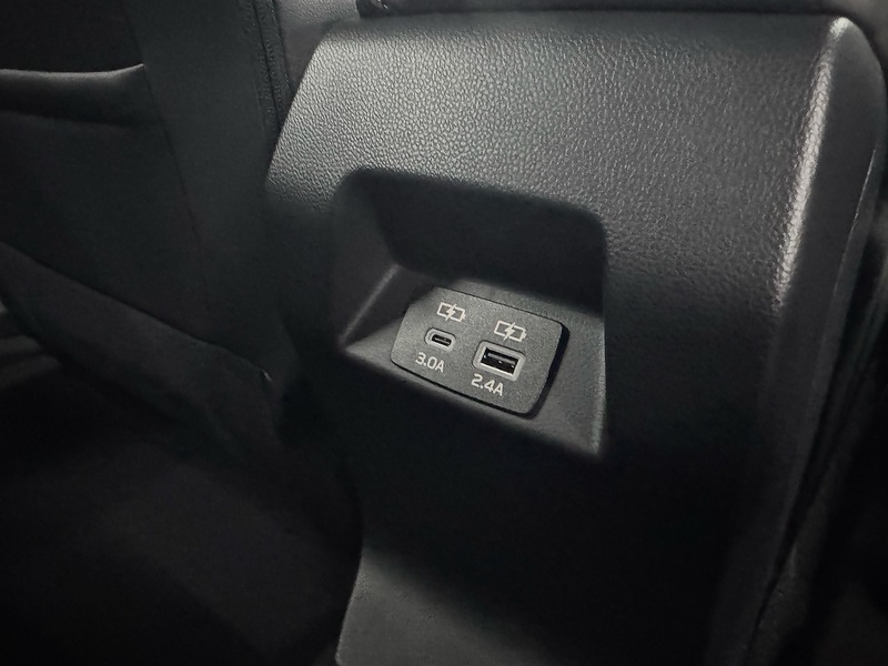 Subaru 2.0 i e-Boxer Touring SUV 5dr Petrol Hybrid Lineartronic 4WD Euro 6 (s/s) (136 ps)