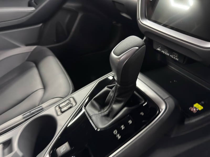 Subaru 2.0 i e-Boxer Touring SUV 5dr Petrol Hybrid Lineartronic 4WD Euro 6 (s/s) (136 ps)