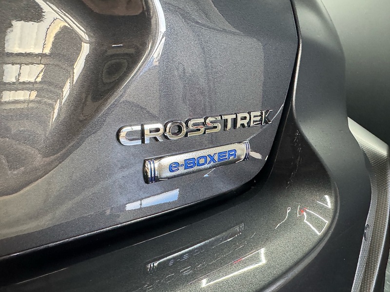 Subaru 2.0 i e-Boxer Touring SUV 5dr Petrol Hybrid Lineartronic 4WD Euro 6 (s/s) (136 ps)