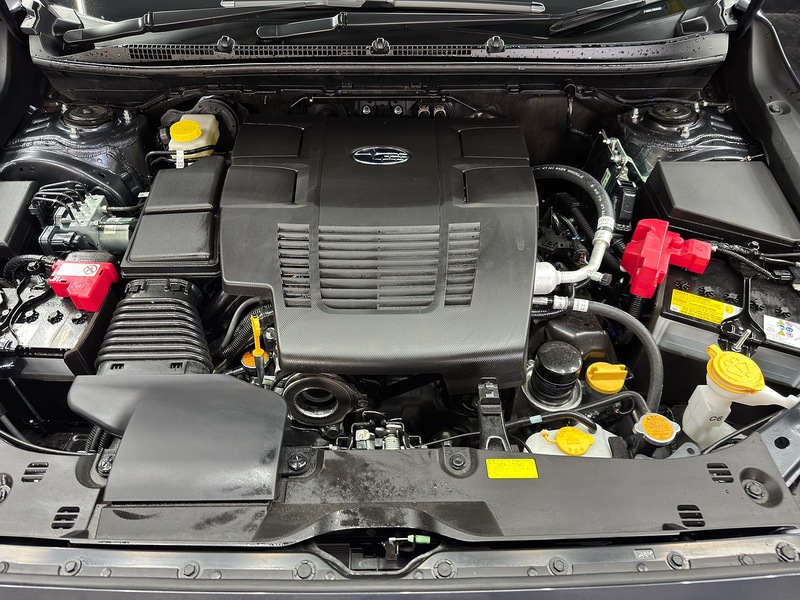 Subaru 2.0 i e-Boxer Touring SUV 5dr Petrol Hybrid Lineartronic 4WD Euro 6 (s/s) (136 ps)