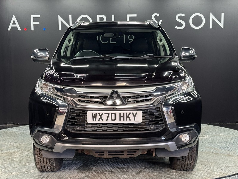 Mitsubishi 2.4D 4 SUV 5dr Diesel Auto 4WD Euro 6 (181 ps)
