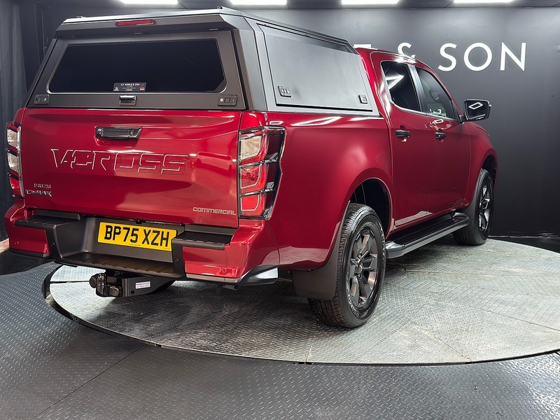 Isuzu 1.9 TD V-Cross Commercial Pickup 4dr Diesel Auto 4WD Euro 6 (s/s) (164 ps)