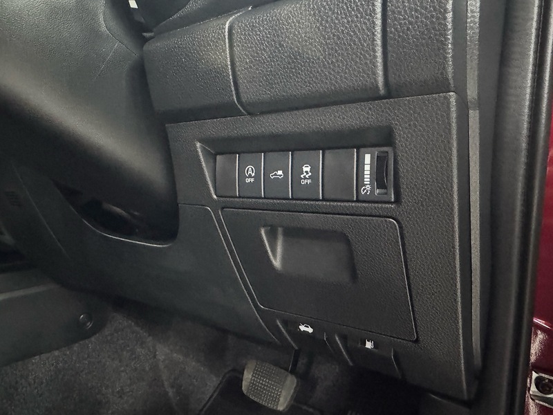 Isuzu 1.9 TD V-Cross Commercial Pickup 4dr Diesel Auto 4WD Euro 6 (s/s) (164 ps)