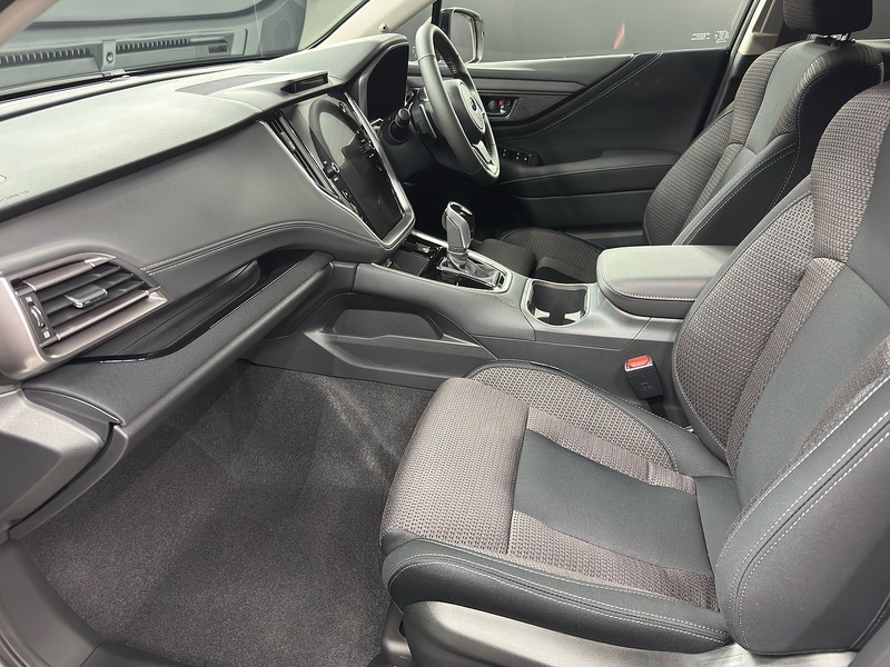 Subaru 2.5i Limited Estate 5dr Petrol Lineartronic 4WD Euro 6 (s/s) (169 ps)