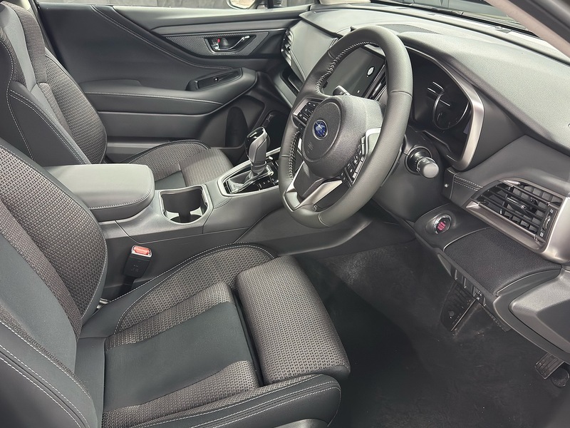 Subaru 2.5i Limited Estate 5dr Petrol Lineartronic 4WD Euro 6 (s/s) (169 ps)