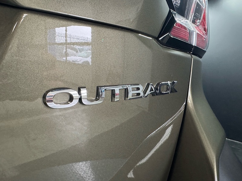 Subaru 2.5i Limited Estate 5dr Petrol Lineartronic 4WD Euro 6 (s/s) (169 ps)