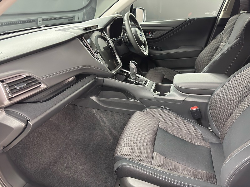 Subaru 2.5i Limited Estate 5dr Petrol Lineartronic 4WD Euro 6 (s/s) (169 ps)
