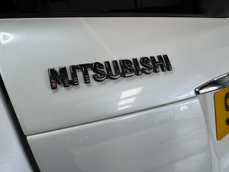 Mitsubishi 1.5T 3 SUV 5dr Petrol Manual Euro 6 (s/s) (163 ps)