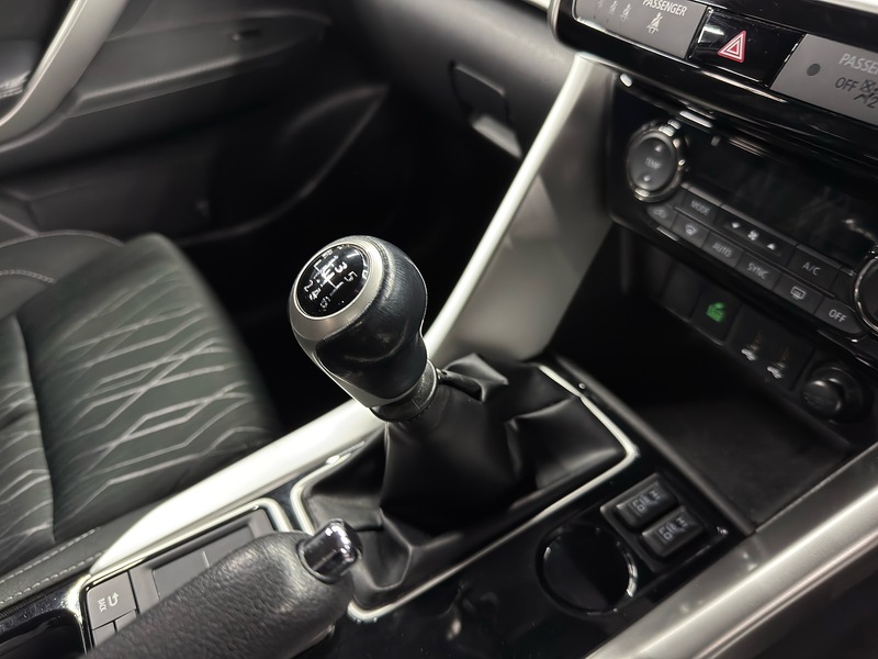 Mitsubishi 1.5T 3 SUV 5dr Petrol Manual Euro 6 (s/s) (163 ps)