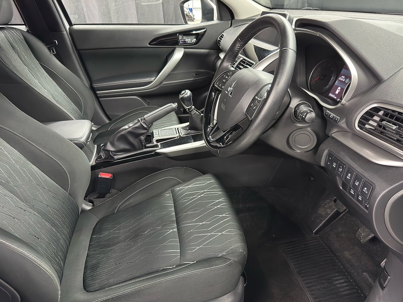 Mitsubishi 1.5T 3 SUV 5dr Petrol Manual Euro 6 (s/s) (163 ps)