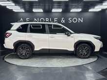 Subaru Forester i e-Boxer Field 