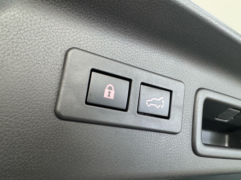 Subaru 2.0 i e-Boxer Field SUV 5dr Petrol Hybrid Lineartronic 4WD Euro 6 (s/s) (136 ps)