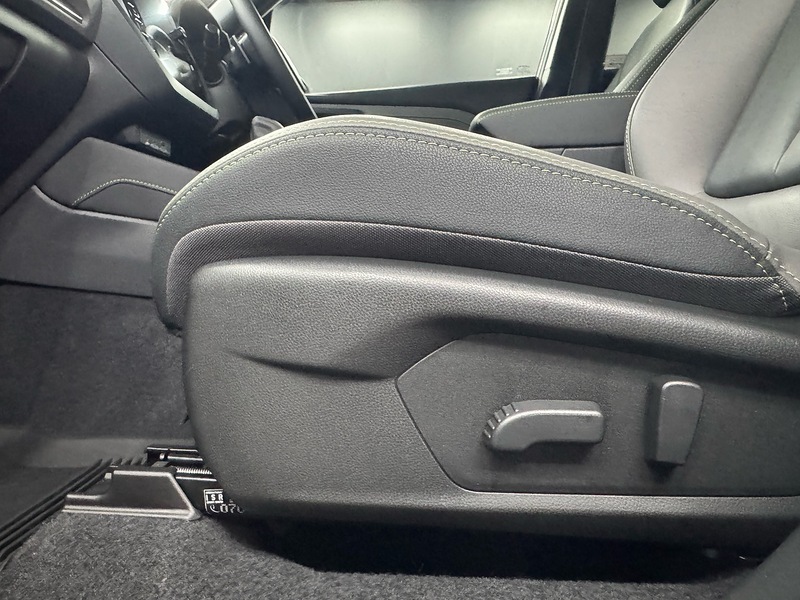 Subaru 2.0 i e-Boxer Field SUV 5dr Petrol Hybrid Lineartronic 4WD Euro 6 (s/s) (136 ps)