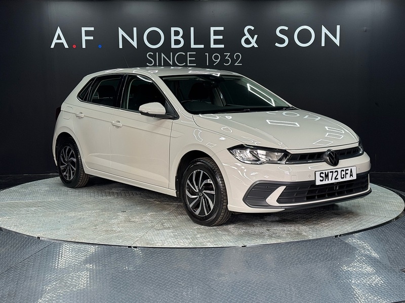 Volkswagen 1.0 EVO Life Hatchback 5dr Petrol Manual Euro 6 (s/s) (80 ps)