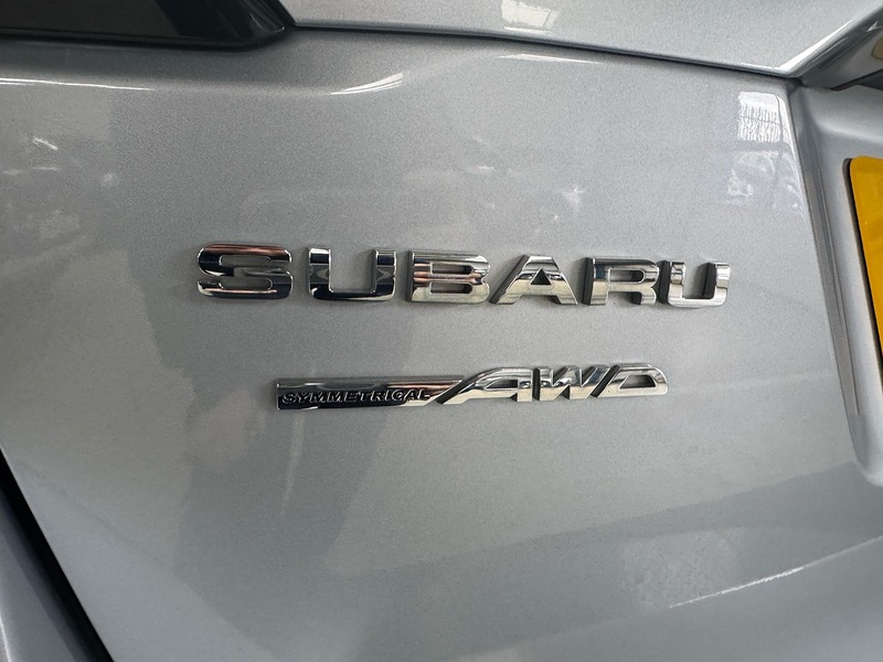 Subaru 2.5i Touring Estate 5dr Petrol Lineartronic 4WD Euro 6 (s/s) (169 ps)