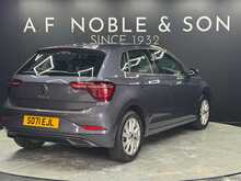 Volkswagen Polo TSI Style 