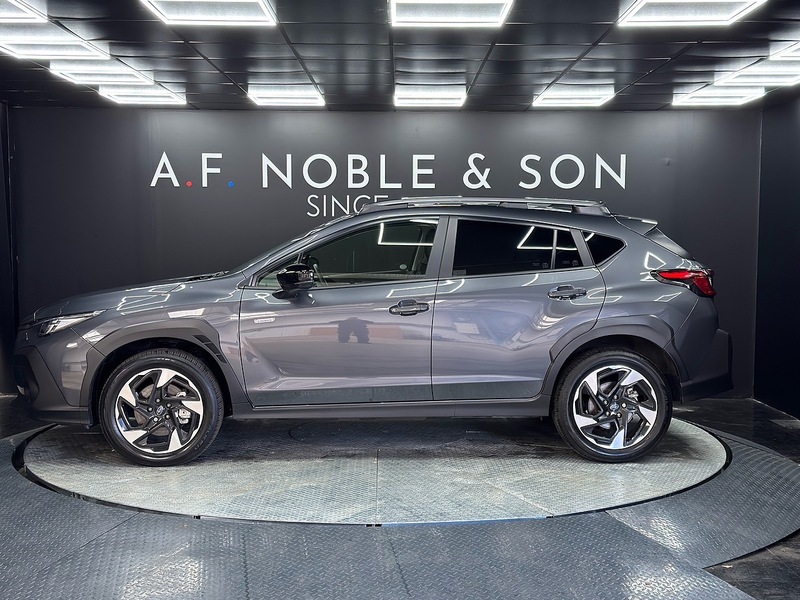 Subaru 2.0 i e-Boxer Touring SUV 5dr Petrol Hybrid Lineartronic 4WD Euro 6 (s/s) (136 ps)