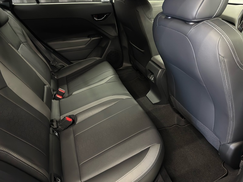 Subaru 2.0 i e-Boxer Touring SUV 5dr Petrol Hybrid Lineartronic 4WD Euro 6 (s/s) (136 ps)