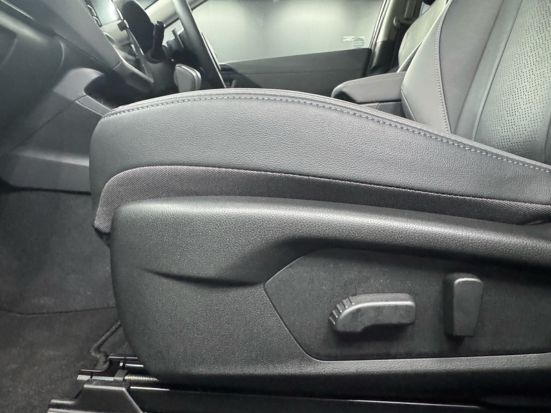 Subaru 2.0 i e-Boxer Touring SUV 5dr Petrol Hybrid Lineartronic 4WD Euro 6 (s/s) (136 ps)