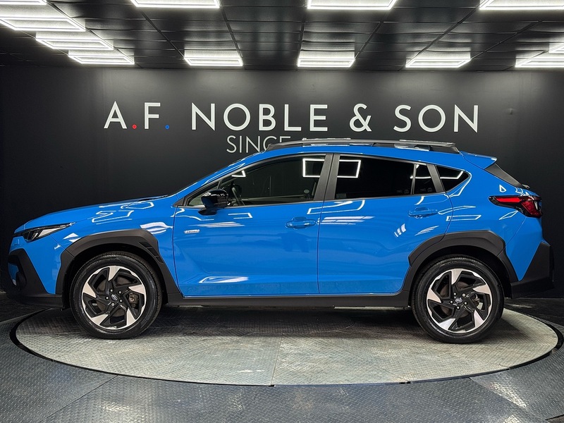 Subaru 2.0 i e-Boxer Touring SUV 5dr Petrol Hybrid Lineartronic 4WD Euro 6 (s/s) (136 ps)