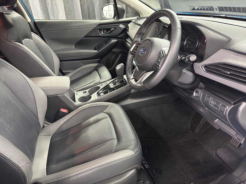 Subaru 2.0 i e-Boxer Touring SUV 5dr Petrol Hybrid Lineartronic 4WD Euro 6 (s/s) (136 ps)
