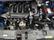 Vauxhall Corsa SE 