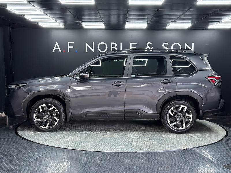 Subaru 2.0 i e-Boxer Limited SUV 5dr Petrol Hybrid Lineartronic 4WD Euro 6 (s/s) (136 ps)