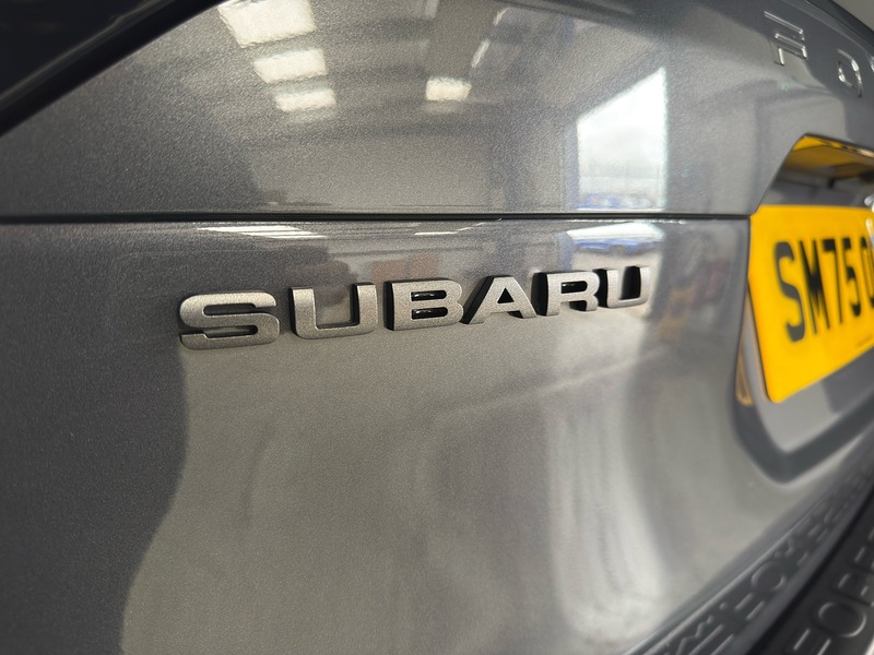 Subaru 2.0 i e-Boxer Limited SUV 5dr Petrol Hybrid Lineartronic 4WD Euro 6 (s/s) (136 ps)