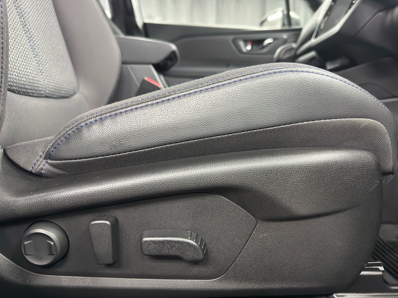 Subaru 2.0 i e-Boxer Limited SUV 5dr Petrol Hybrid Lineartronic 4WD Euro 6 (s/s) (136 ps)
