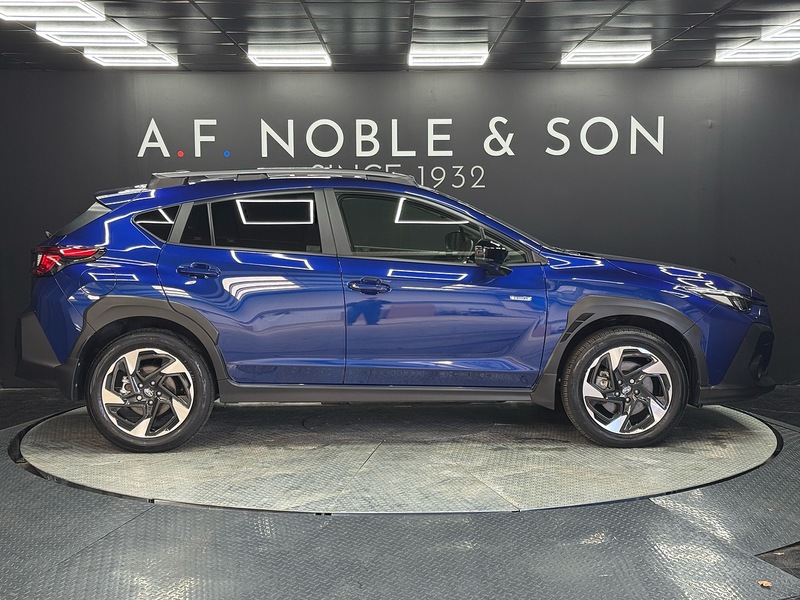 Subaru 2.0 i e-Boxer Touring SUV 5dr Petrol Hybrid Lineartronic 4WD Euro 6 (s/s) (136 ps)