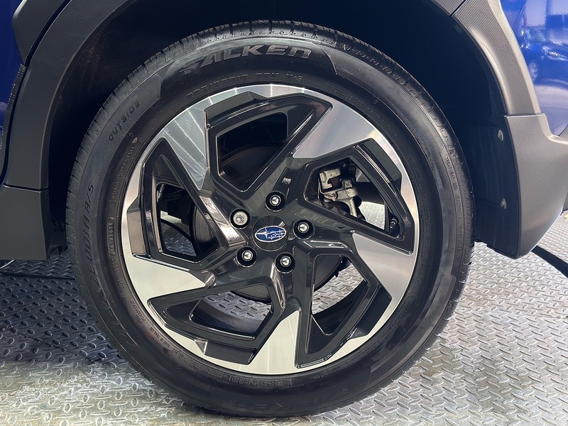 Subaru 2.0 i e-Boxer Touring SUV 5dr Petrol Hybrid Lineartronic 4WD Euro 6 (s/s) (136 ps)