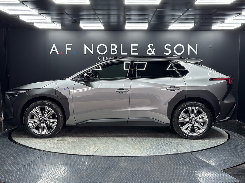 Subaru 71.4kWh Touring SUV 5dr Electric Auto AWD (218 ps)
