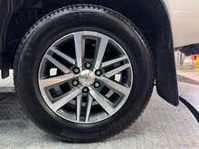 Toyota Hilux D-4D Invincible X 