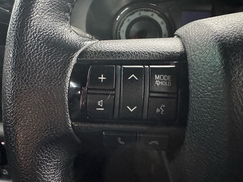 Toyota 2.4 D-4D Invincible X Pickup Double Cab 4dr Diesel Auto 4WD Euro 6 (TSS, 3.5t) (150 ps)