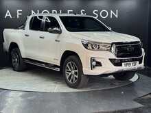 Toyota Hilux D-4D Invincible X 