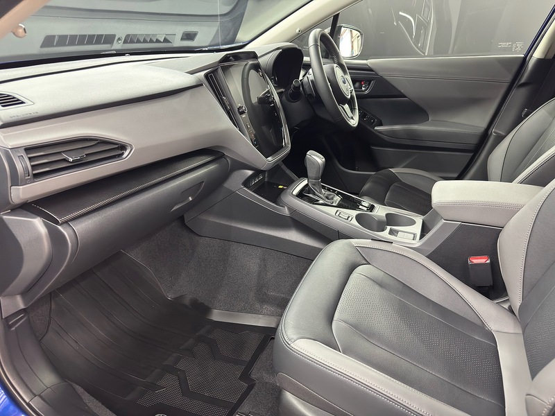 Subaru 2.0 i e-Boxer Touring SUV 5dr Petrol Hybrid Lineartronic 4WD Euro 6 (s/s) (136 ps)
