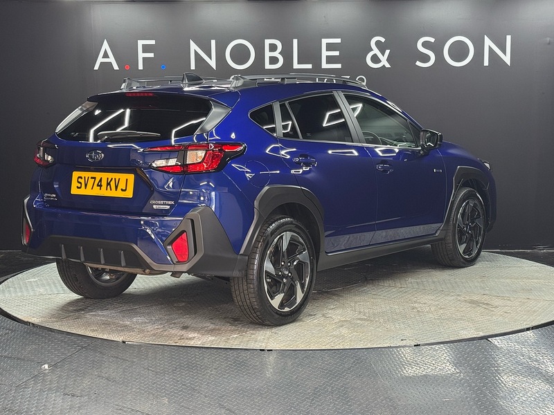 Subaru 2.0 i e-Boxer Touring SUV 5dr Petrol Hybrid Lineartronic 4WD Euro 6 (s/s) (136 ps)