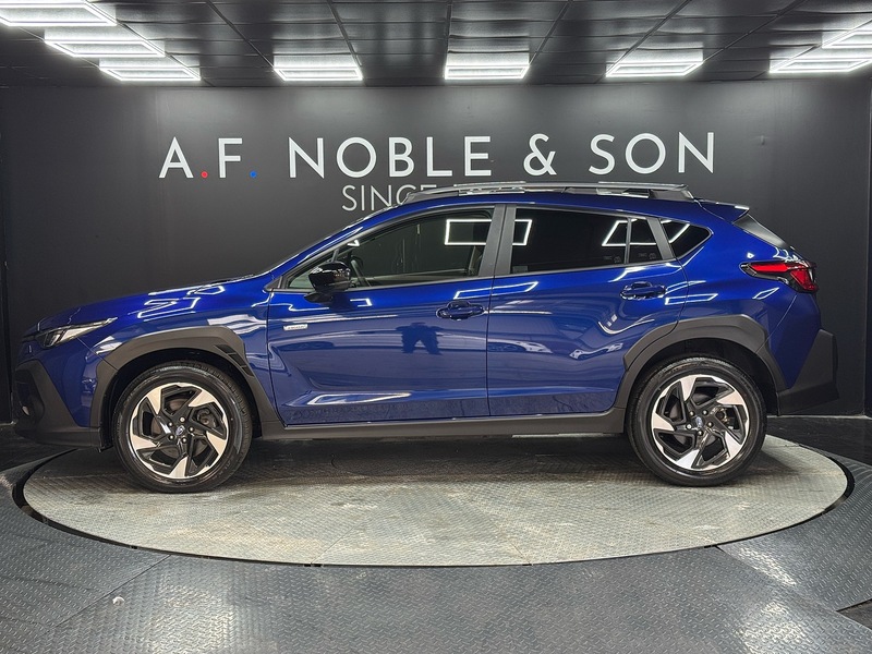 Subaru 2.0 i e-Boxer Touring SUV 5dr Petrol Hybrid Lineartronic 4WD Euro 6 (s/s) (136 ps)