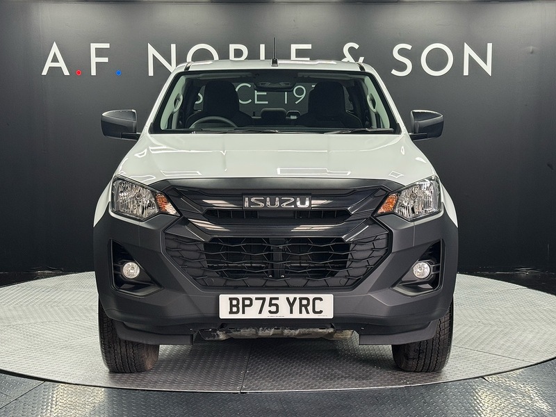 Isuzu 1.9 TD Utility Diff Lock Pickup Double Cab 4dr Diesel Manual 4WD Euro 6 (s/s) (164 ps)