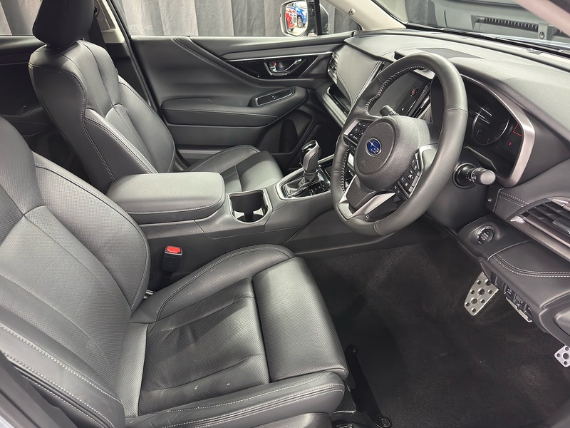Subaru 2.5i Touring Estate 5dr Petrol Lineartronic 4WD Euro 6 (s/s) (169 ps)