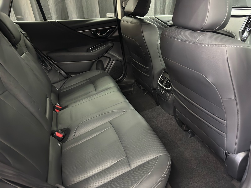 Subaru 2.5i Touring Estate 5dr Petrol Lineartronic 4WD Euro 6 (s/s) (169 ps)