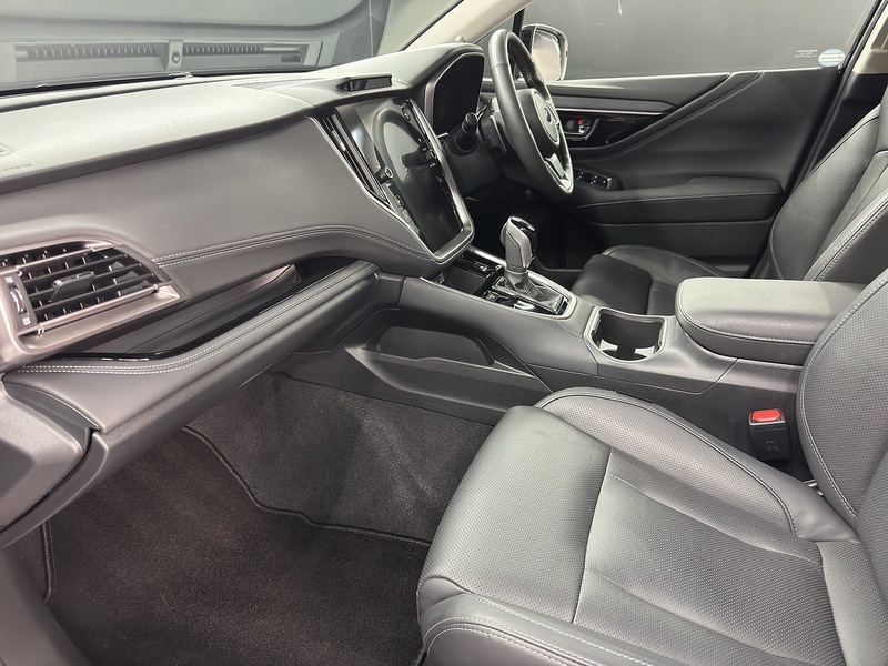 Subaru 2.5i Touring Estate 5dr Petrol Lineartronic 4WD Euro 6 (s/s) (169 ps)