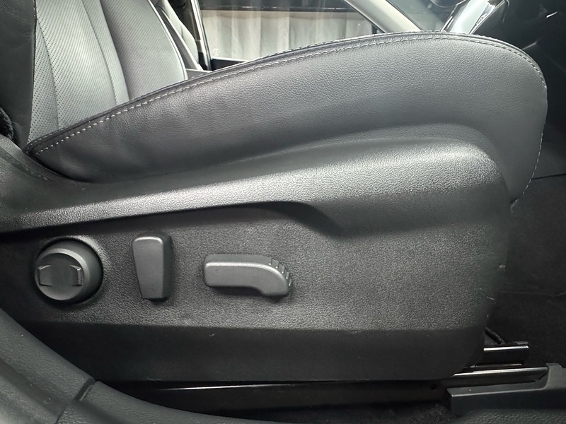Subaru 2.5i Touring Estate 5dr Petrol Lineartronic 4WD Euro 6 (s/s) (169 ps)