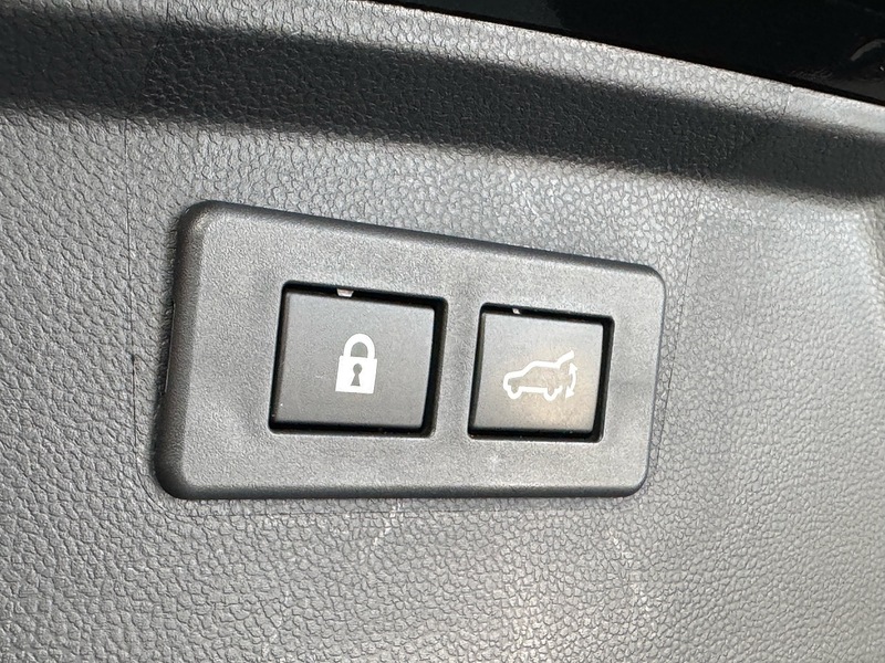Subaru 2.5i Touring Estate 5dr Petrol Lineartronic 4WD Euro 6 (s/s) (169 ps)