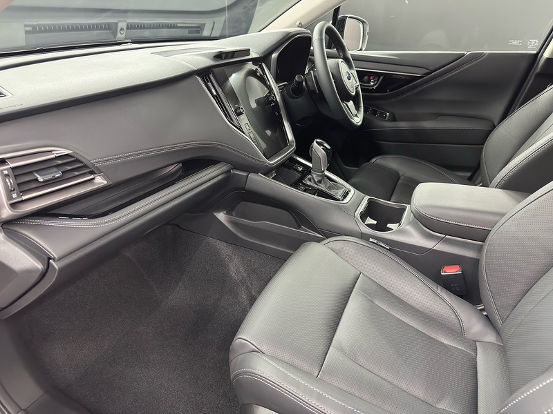 Subaru 2.5i Touring Estate 5dr Petrol Lineartronic 4WD Euro 6 (s/s) (169 ps)