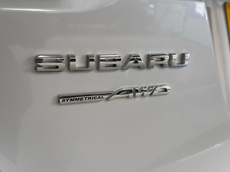 Subaru 2.5i Touring Estate 5dr Petrol Lineartronic 4WD Euro 6 (s/s) (169 ps)