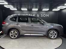 Subaru Forester i e-Boxer XE Premium 
